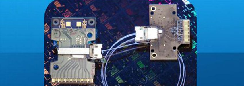 Intels „Silicium Photonics Link“ schafft 50 Gbit/s